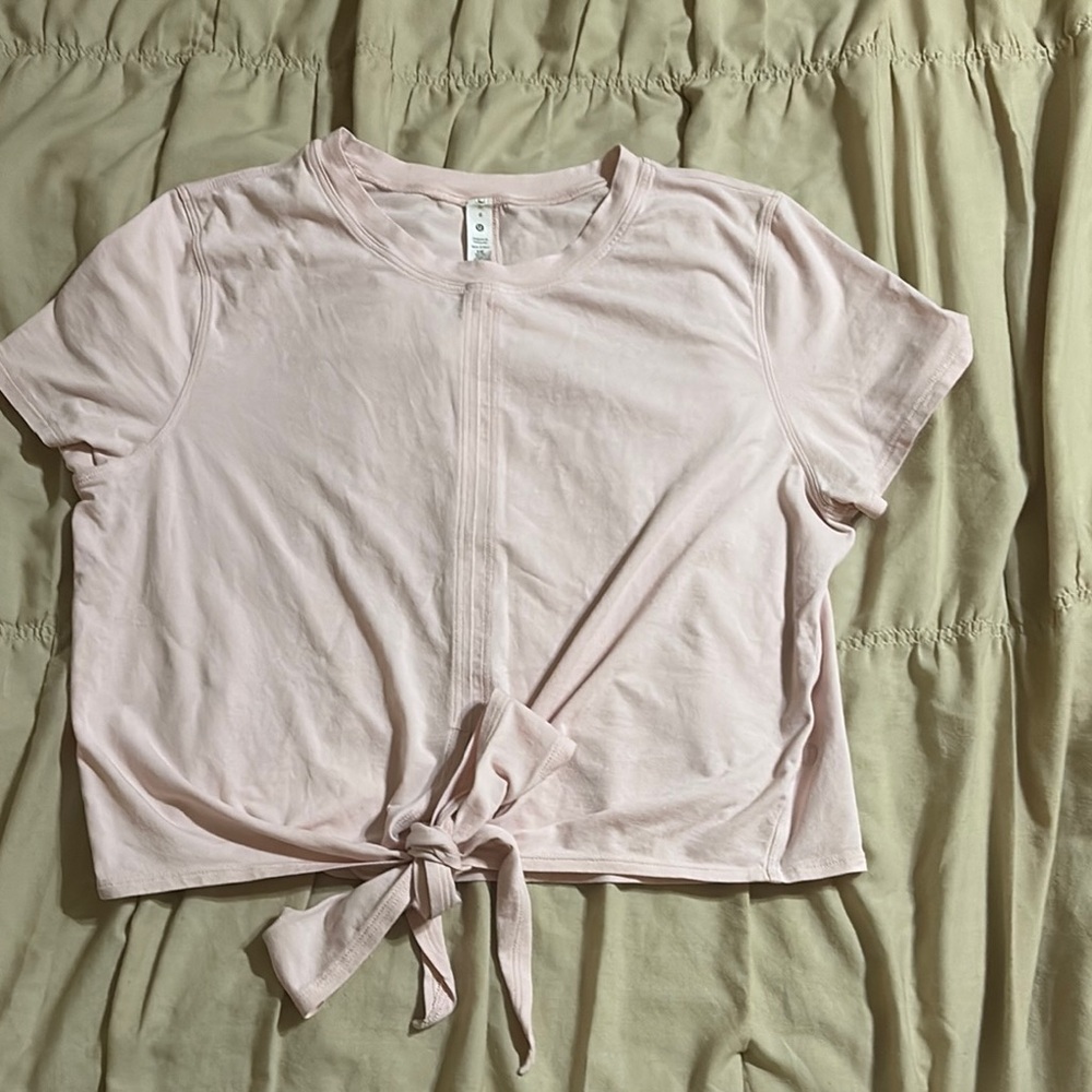 Lululemon Women’s Pink Tie-Front Short Sleeve Top sz 8